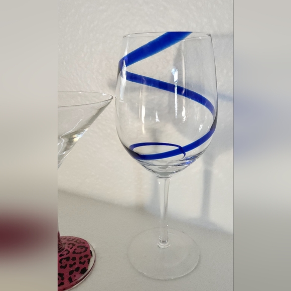Pier 1 Blue Swirline Swirl 20 Ounce  Wine Glasses - 9” tall + Martini glass - Picture 3 of 11